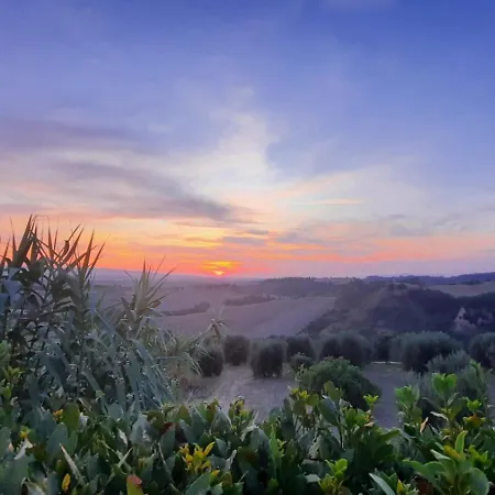 Willa Lovely 6 Bed Tuscan