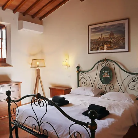 Willa Lovely 6 Bed Tuscan