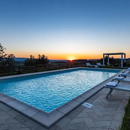 Lovely 6 Bed Tuscan Willa Villamagna (Pisa)