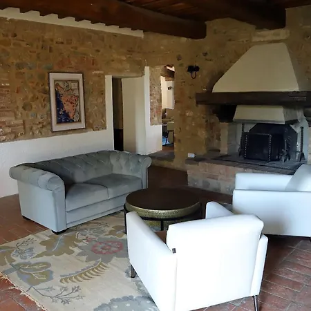 Lovely 6 Bed Tuscan Villa