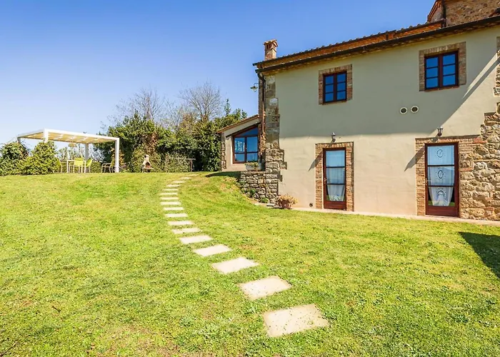 Lovely 6 Bed Tuscan * Villamagna (Pisa)