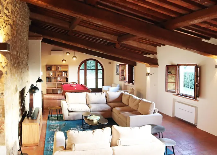 Lovely 6 Bed Tuscan * Villamagna (Pisa)