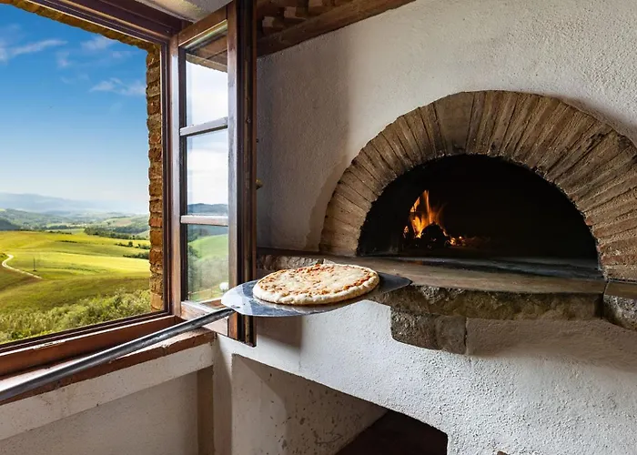 Villa Lovely 6 Bed Tuscan Villamagna (Pisa)